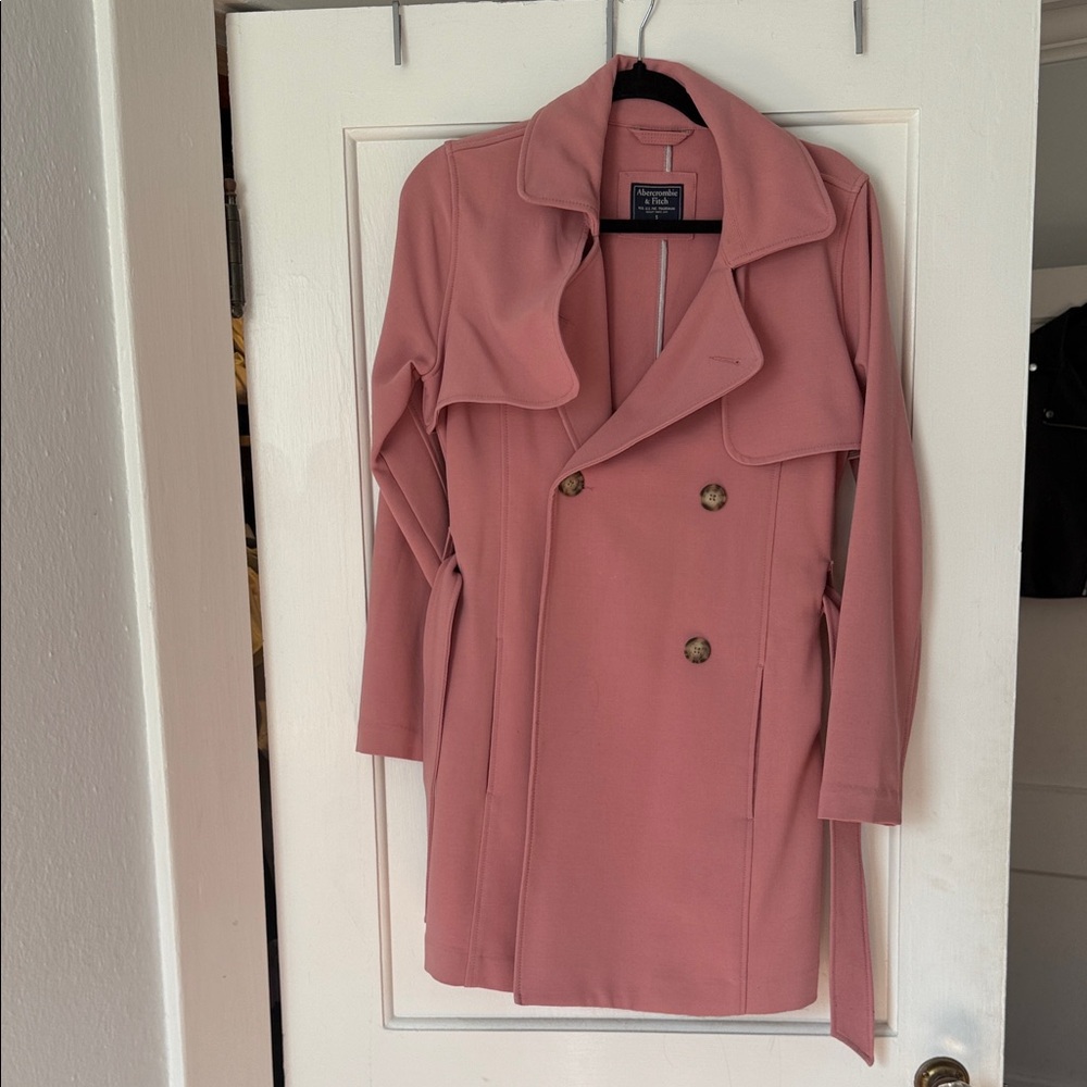 Abercrombie & Fitch Women's Rose Pink Trench Coat